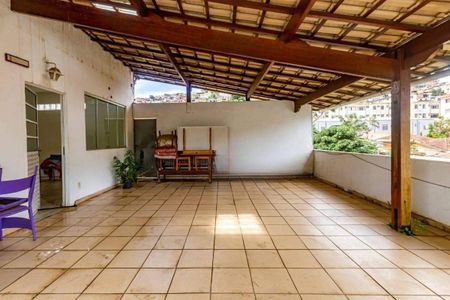 Casa à venda com 458m², 8 quartos e 2 vagas
