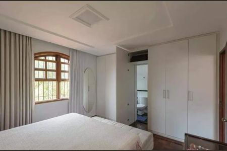 Casa à venda com 4 quartos, 323m² em São Bento, Belo Horizonte