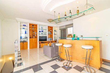 Apartamento à venda com 300m², 4 quartos e 4 vagas