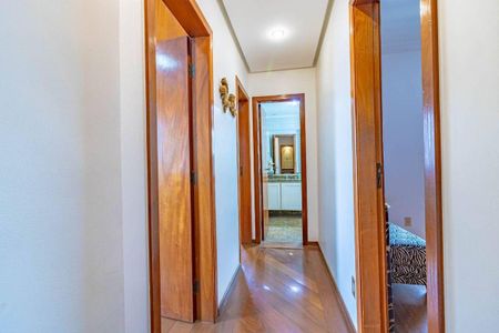 Apartamento à venda com 300m², 4 quartos e 4 vagas
