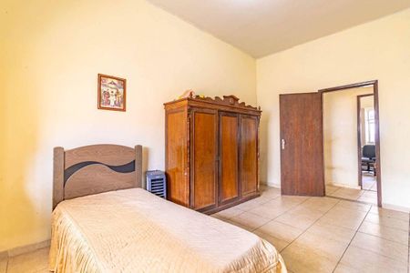 Casa à venda com 330m², 4 quartos e 7 vagas