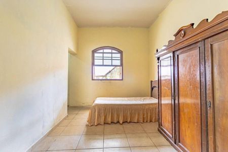 Casa à venda com 330m², 4 quartos e 7 vagas