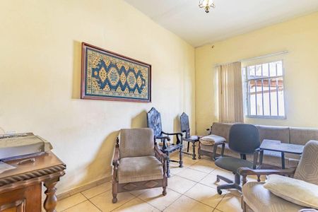 Casa à venda com 4 quartos, 330m² em Lagoinha, Belo Horizonte