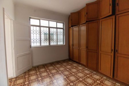 Casa à venda com 141m², 5 quartos e 2 vagas Casa à venda com 141m², 5 quartos e 2 vagasQuarto 4