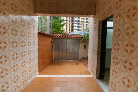 Casa à venda com 141m², 5 quartos e 2 vagas Casa à venda com 141m², 5 quartos e 2 vagasGaragem