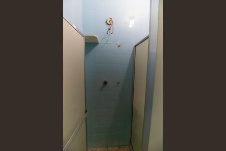 Casa à venda com 141m², 5 quartos e 2 vagas Casa à venda com 141m², 5 quartos e 2 vagasBanheiro 2