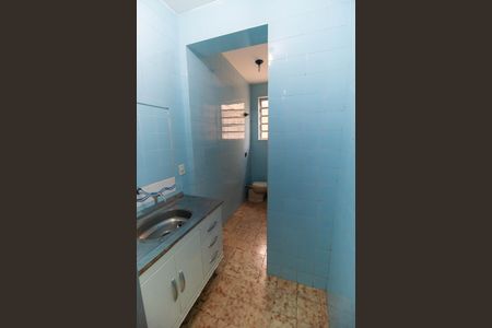 Casa à venda com 141m², 5 quartos e 2 vagas Casa à venda com 141m², 5 quartos e 2 vagasBanheiro 2