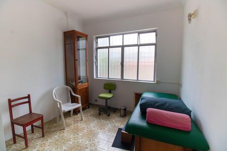 Casa à venda com 141m², 5 quartos e 2 vagas Casa à venda com 141m², 5 quartos e 2 vagasQuarto 1