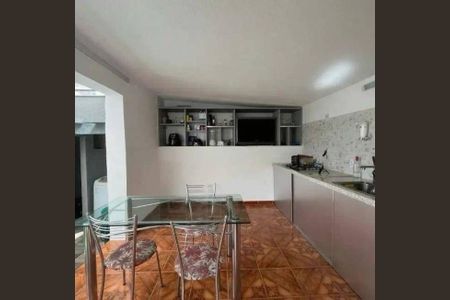 Casa à venda com 7 quartos, 300m² em Prado, Belo Horizonte