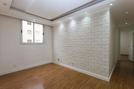 Sala de apartamento para alugar com 2 quartos, 44m² em Vila Pirajussara, São Paulo