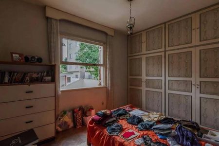 Casa à venda com 4 quartos, 300m² em Serra, Belo Horizonte