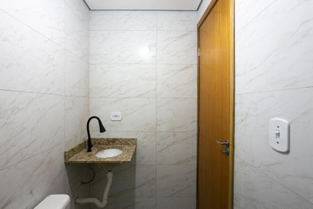Banheiro de kitnet/studio para alugar com 1 quarto, 21m² em Vila Matilde, São Paulo