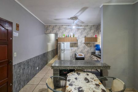 Casa para alugar com 168m², 3 quartos e 3 vagasCozinha 