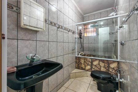 Casa para alugar com 168m², 3 quartos e 3 vagasBanheiro da Suíte