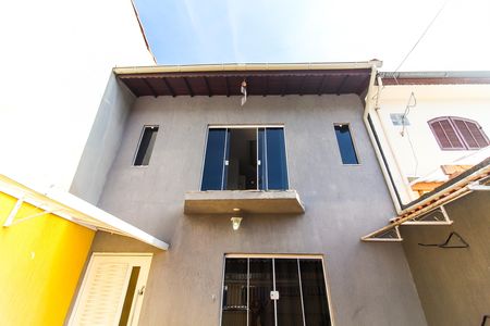 Casa para alugar com 66m², 1 quarto e 1 vaga Casa para alugar com 66m², 1 quarto e 1 vagaGaragem