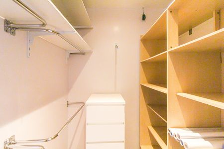 Casa para alugar com 66m², 1 quarto e 1 vaga Casa para alugar com 66m², 1 quarto e 1 vagaCloset da Suíte