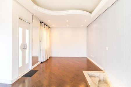 Casa para alugar com 66m², 1 quarto e 1 vaga Casa para alugar com 66m², 1 quarto e 1 vagaSuíte