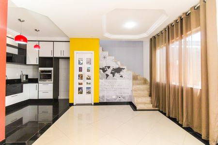 Sala de casa para alugar com 1 quarto, 66m² em Conjunto Residencial José Bonifácio, São Paulo