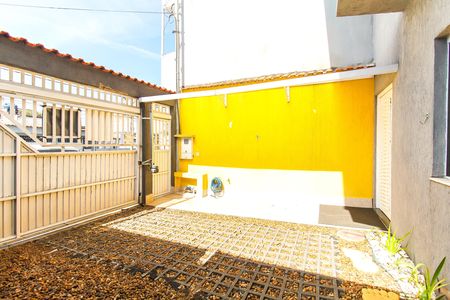 Casa para alugar com 66m², 1 quarto e 1 vaga Casa para alugar com 66m², 1 quarto e 1 vagaGaragem