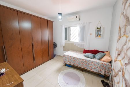 Casa para alugar com 207m², 2 quartos e 2 vagas Casa para alugar com 207m², 2 quartos e 2 vagasQuarto