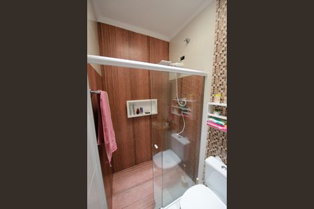 Casa para alugar com 207m², 2 quartos e 2 vagas Casa para alugar com 207m², 2 quartos e 2 vagasBanheiro Social