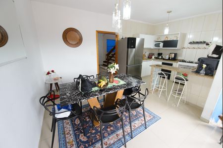 Casa para alugar com 207m², 2 quartos e 2 vagas Casa para alugar com 207m², 2 quartos e 2 vagasCopa