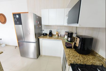 Casa para alugar com 207m², 2 quartos e 2 vagas Casa para alugar com 207m², 2 quartos e 2 vagasCozinha