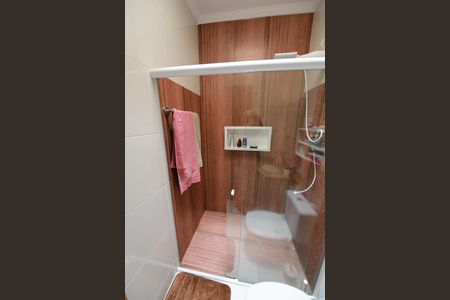 Casa para alugar com 207m², 2 quartos e 2 vagas Casa para alugar com 207m², 2 quartos e 2 vagasBanheiro Social