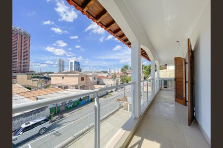 Casa à venda com 320m², 3 quartos e 4 vagasSacada