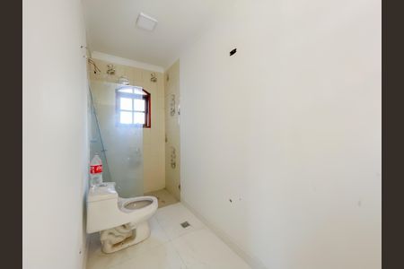 Casa à venda com 320m², 3 quartos e 4 vagasBanheiro da Suíte 3