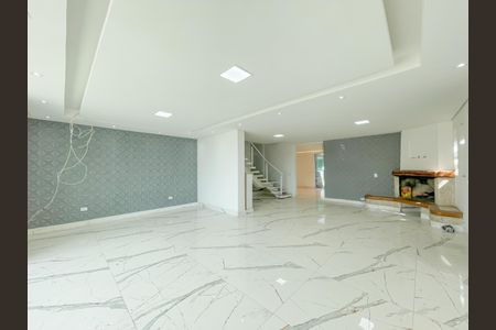 Casa à venda com 320m², 3 quartos e 4 vagasSala