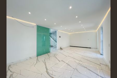 Casa à venda com 320m², 3 quartos e 4 vagasSala de Jantar