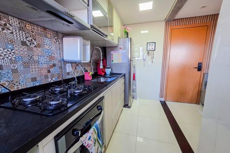 Apartamento para alugar com 55m², 2 quartos e 2 vagas Apartamento para alugar com 55m², 2 quartos e 2 vagasCozinha e Área de Serviço