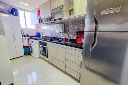 Apartamento para alugar com 55m², 2 quartos e 2 vagas Apartamento para alugar com 55m², 2 quartos e 2 vagasCozinha e Área de Serviço