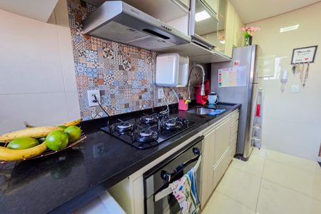 Apartamento para alugar com 55m², 2 quartos e 2 vagas Apartamento para alugar com 55m², 2 quartos e 2 vagasCozinha e Área de Serviço