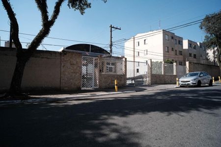 Apartamento para alugar com 54m², 2 quartos e 1 vaga Apartamento para alugar com 54m², 2 quartos e 1 vagaFachada