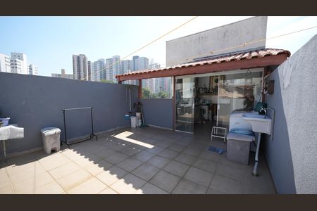 Apartamento à venda com 72m², 2 quartos e 1 vagaCobertura