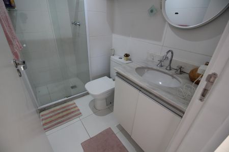 Apartamento à venda com 77m², 3 quartos e 1 vagaBanheiro Social