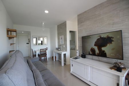 Apartamento à venda com 77m², 3 quartos e 1 vagaSala