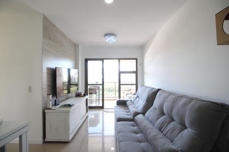 Apartamento à venda com 77m², 3 quartos e 1 vagaSala