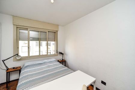 Quarto de apartamento para alugar com 1 quarto, 50m² em Vila Jardim, Porto Alegre