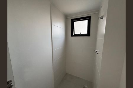 Banheiro de apartamento para alugar com 2 quartos, 42m² em Cidade Antônio Estêvão de Carvalho, São Paulo