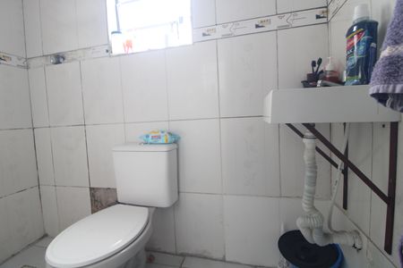 Casa à venda com 120m², 2 quartos e 1 vagaBanheiro / casa 2