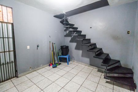 Casa para alugar com 300m², 3 quartos e sem vagaÁrea de Serviço