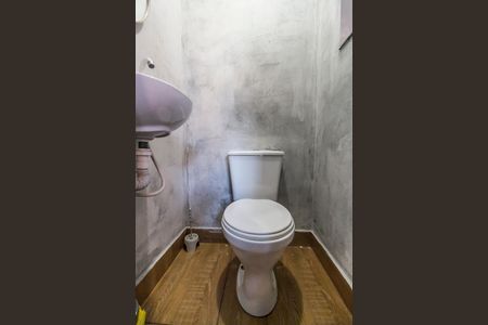 Casa para alugar com 300m², 3 quartos e sem vagaLavabo