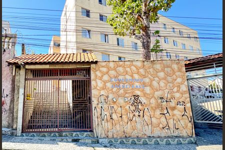 Apartamento à venda com 51m², 2 quartos e 1 vaga Apartamento à venda com 51m², 2 quartos e 1 vagaFachada