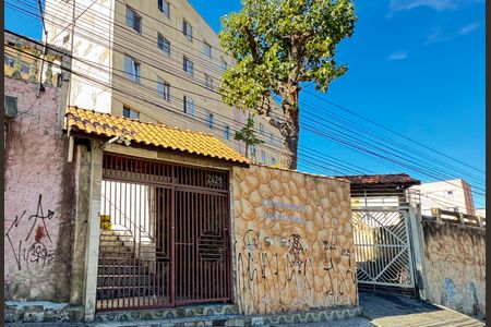 Apartamento à venda com 51m², 2 quartos e 1 vaga Apartamento à venda com 51m², 2 quartos e 1 vagaFachada