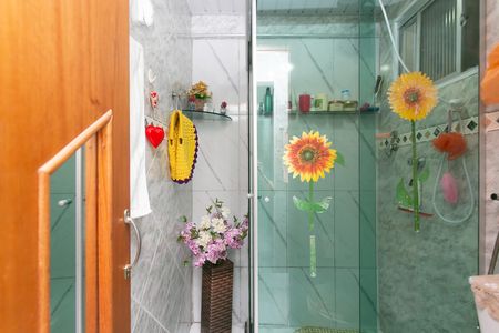 Apartamento à venda com 51m², 2 quartos e 1 vaga Apartamento à venda com 51m², 2 quartos e 1 vagaBanheiro