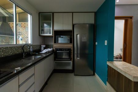 Casa de condomínio para alugar com 69m², 2 quartos e 1 vagaCozinha