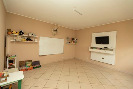 Apartamento à venda com 45m², 2 quartos e 1 vaga Apartamento à venda com 45m², 2 quartos e 1 vagaÁREA COMUM BRINQUEDOTÉCA